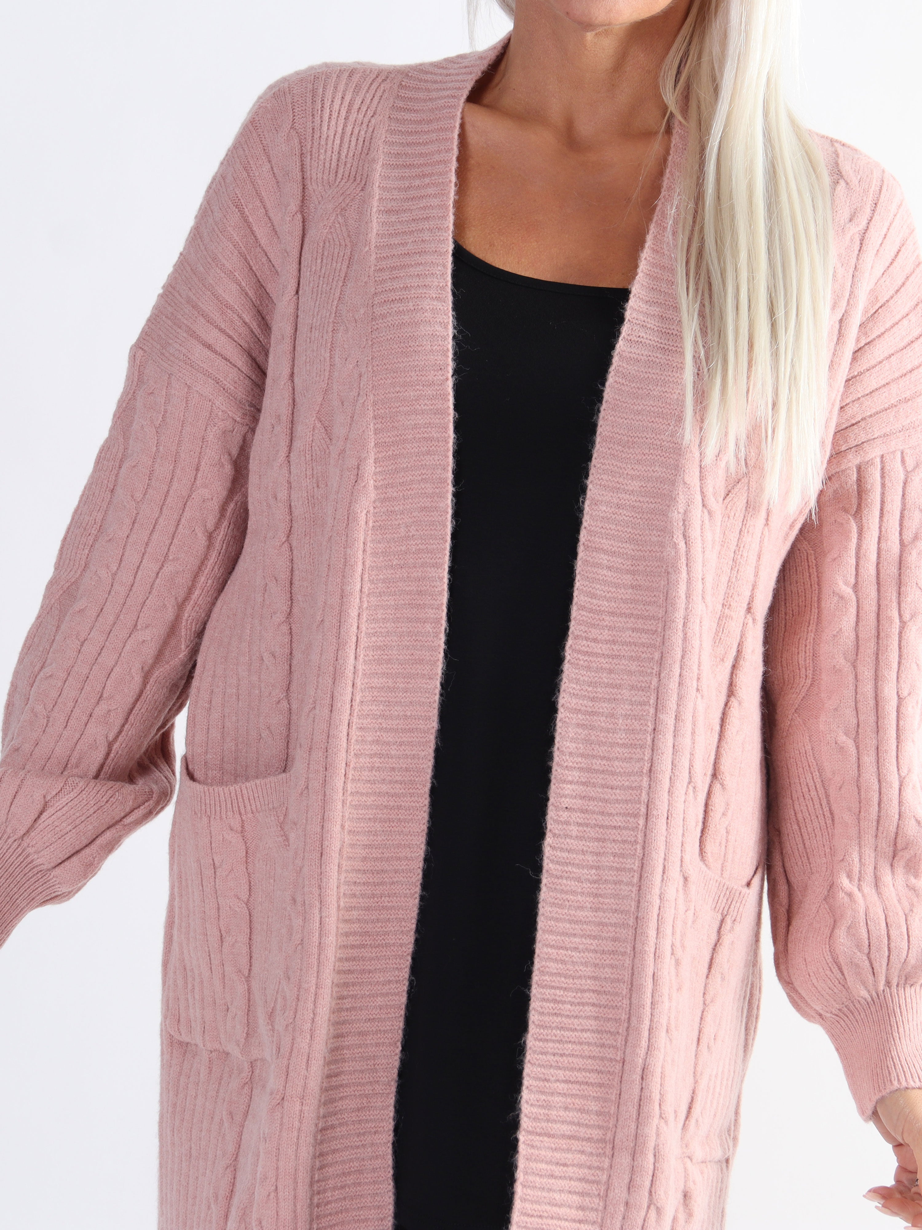 Valeria - Skön och tjock plus size stickad kofta med fickor